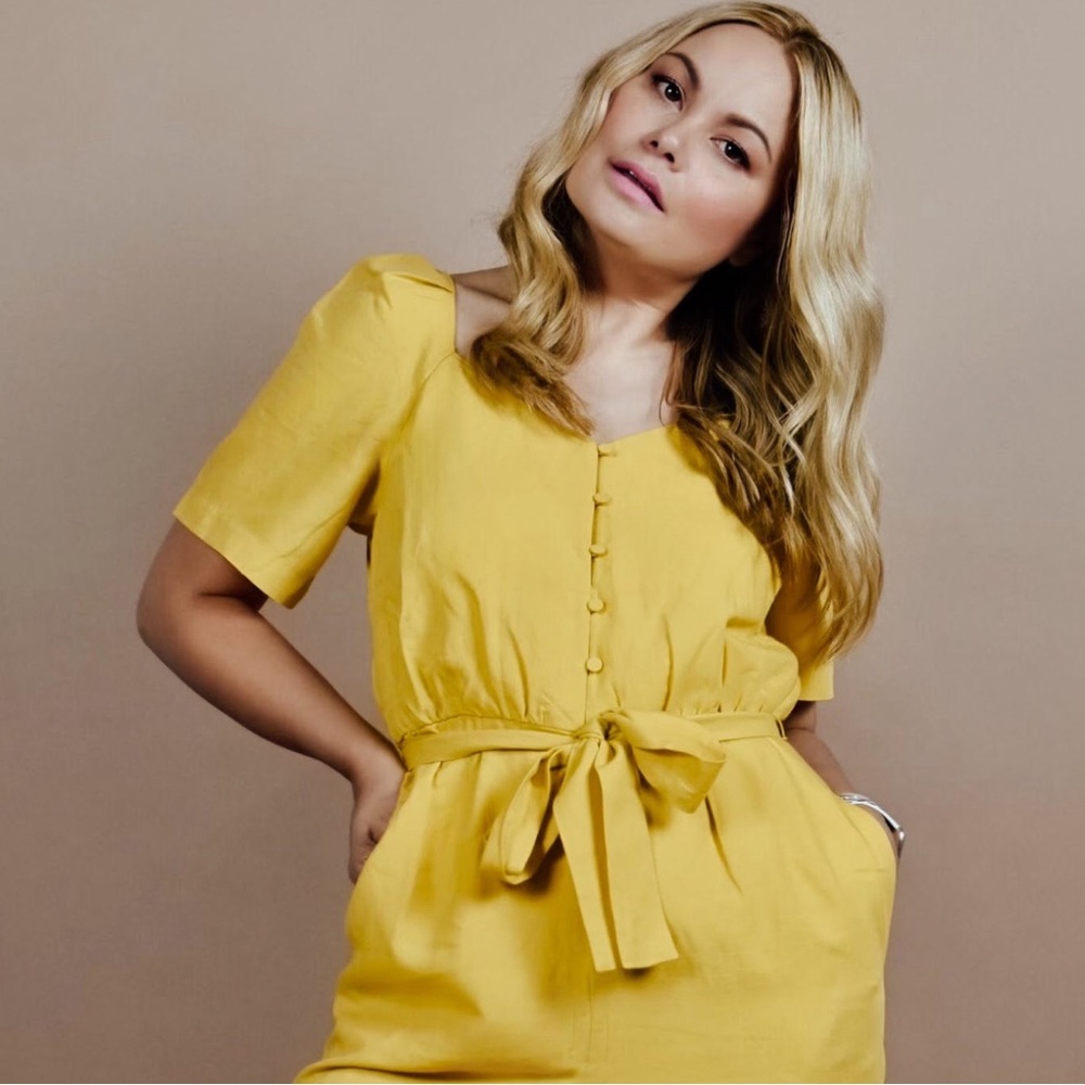 Ann Taylor Tie Waist Linen Loosefit Jumpsuist Romper Yellow Womens  Size 10 NWT